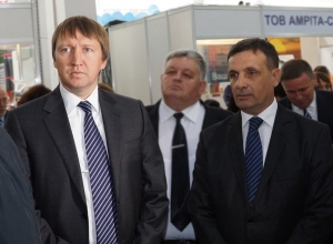 Міністр аграрної політики та продовольства України Тарас Кутовий та Голова ради асоціації "Украгромаш" Павло Штутман